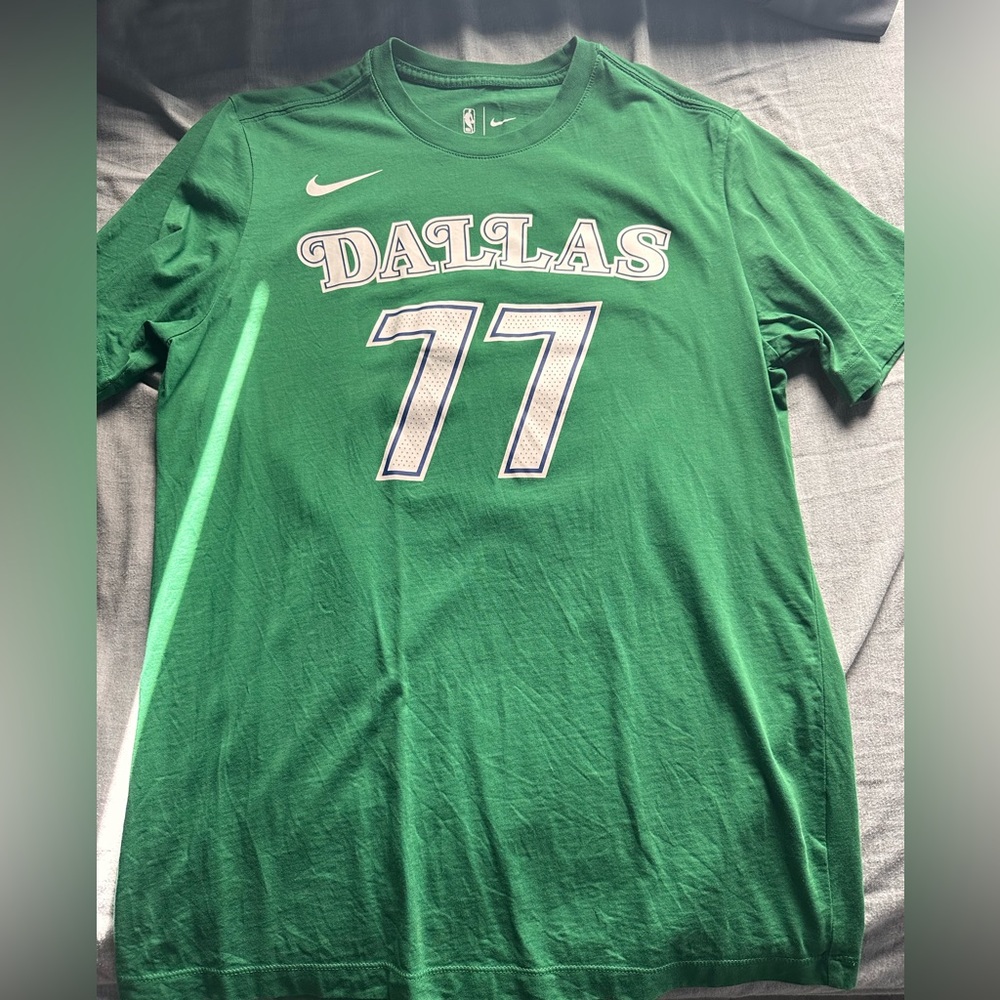 Dallas mavericks luka doncic Nike tee